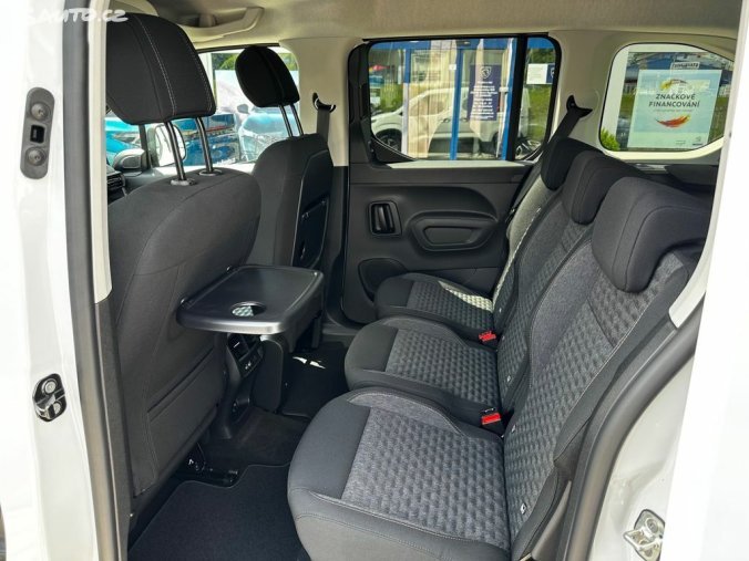 Peugeot Rifter, Peugeot Rifter GT BlueHDi 130 S&S EAT8, barva bílá