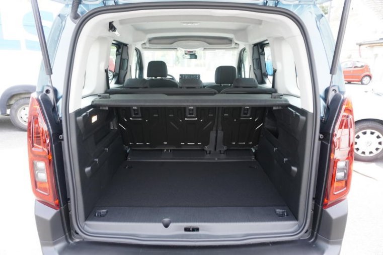 Citroën Berlingo, Plus 1,5BHDi 100 MAN6, barva modrá