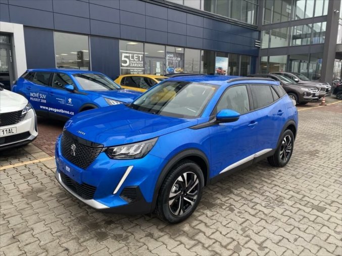 Peugeot 2008, 1.2 PureTech 130k Allure MAN6, barva modrá