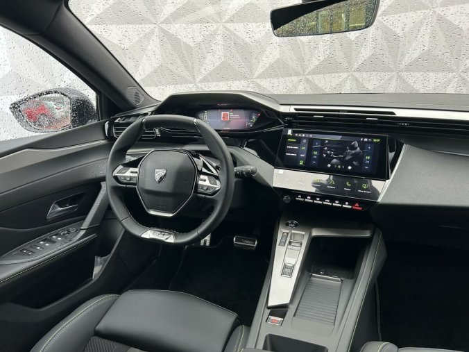 Peugeot 308, Peugeot 308 SW GT 1.5BlueHDi 130 EAT8, barva červená