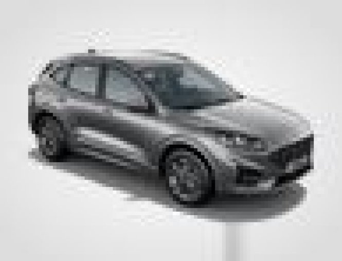 Ford Kuga, 1.5 EcoBoost, barva stříbrná