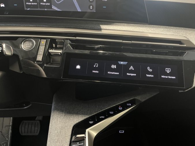 Peugeot 5008, Peugeot 5008 BUSINESS Hybrid 145 e-DCS6, barva modrá