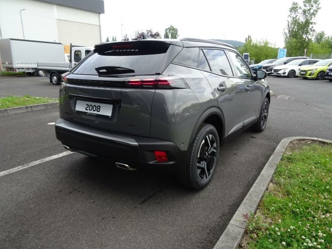 Peugeot 2008, Peugeot 2008 GT PureTech 130k EAT8, barva šedá