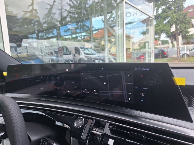 Peugeot 3008, Peugeot 3008 GT Hybrid 145 e-DCS6, barva šedá