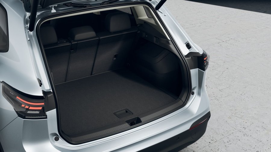 Volkswagen Tiguan, Tiguan People 2,0 TDI 110 kW, barva stříbrná