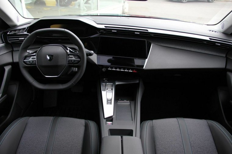Peugeot 308, Peugeot 308 SW ALLURE 1.2 PT 130k EAT8, barva modrá