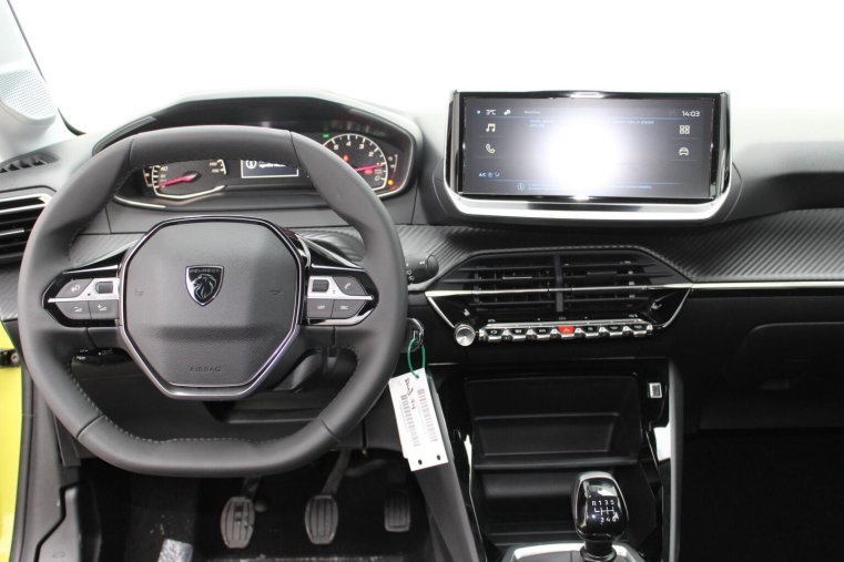 Peugeot 208, Peugeot 208 STYLE PureTech 100 MAN6, barva zelená
