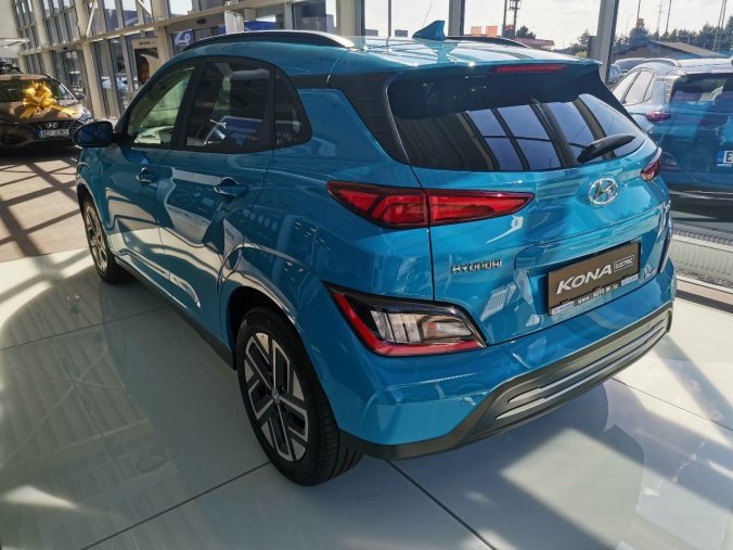 Hyundai Kona, SUV, Nová Czech Edition EV 150 KW, barva modrá