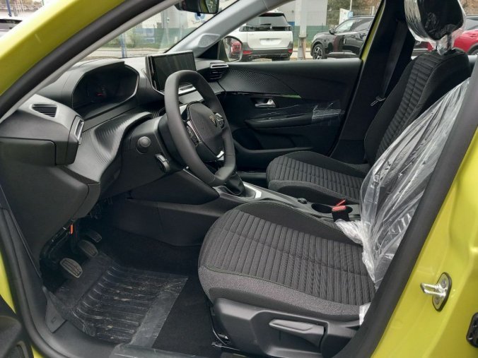 Peugeot 208, Peugeot 208 Active PureTech 75 S&S MAN5, barva žlutá