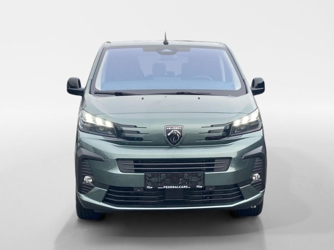 Peugeot Traveller, Peugeot Traveller Allure Long 2.0 BlueHDi 180, barva zelená