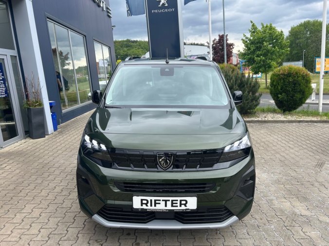 Peugeot Rifter, Peugeot Rifter GT BlueHDi 130 S&S EAT8, barva zelená