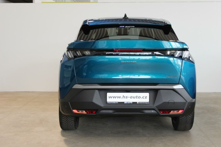 Peugeot 3008, Peugeot 3008 Allure Hybrid 136 e-DCS6, barva modrá
