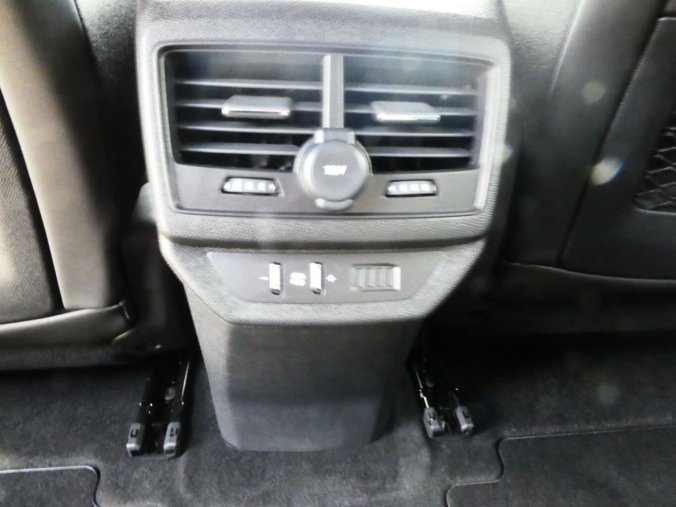 Peugeot 5008, Peugeot 5008 ALLURE PACK 1.5 BHDi 130k EAT8, barva šedá