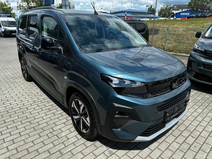 Peugeot Rifter, Peugeot Rifter LONG GT BlueHDi 130k EAT8, barva modrá