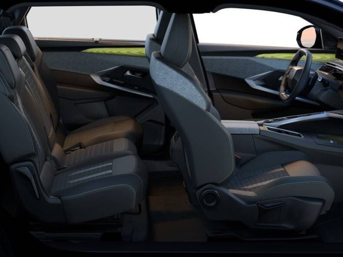 Peugeot 5008, Peugeot 5008 GT e-DCS6 Hybrid, barva modrá