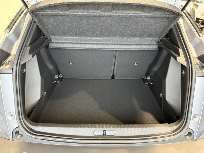 Peugeot 2008, Peugeot 2008 STYLE 100 koní, 7let záruka, barva šedá