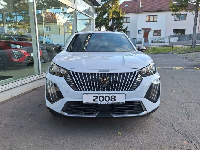 Peugeot 2008, Peugeot 2008 ALLURE Hybrid 136 e-DCS6, barva bílá