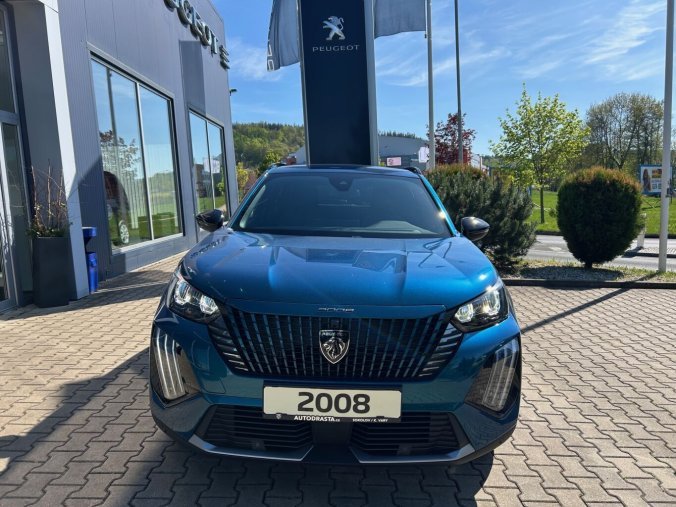 Peugeot 2008, Peugeot 2008 ALLURE Hybrid 145k e-DCS6, barva modrá