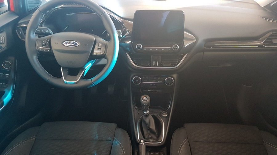 Ford Puma, SUV, Titanium SUV 1,0 EcoBoost (mHEV) 92 kW / 125 k, barva červená