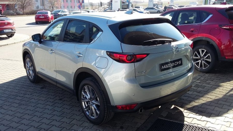 Mazda CX-5, 2,2D 150 A/T, barva stříbrná