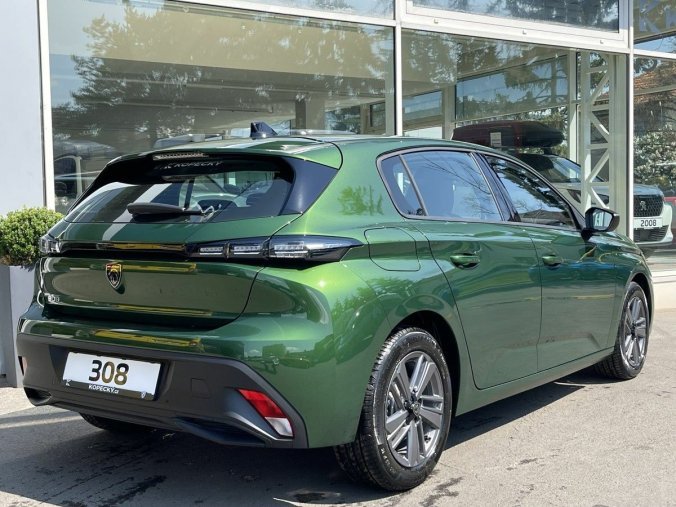 Peugeot 308, Peugeot 308 ACTIVE 1.2 PT 130K MAN6, barva zelená