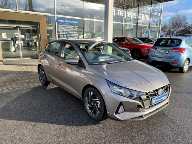 Hyundai i20, 1,2 DPI 5 st. manuální, barva bronzová