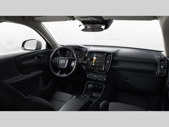 Volvo XC40, T2 1.5L 129 HP MOMENTUM CORE M, barva černá