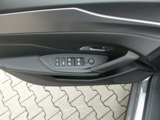 Peugeot 408, Peugeot 408 GT PT 130k EAT8, barva šedá