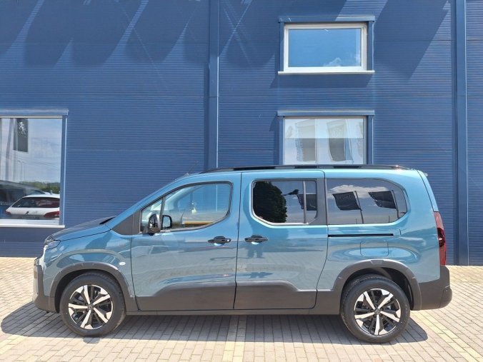 Peugeot Rifter, Peugeot Rifter LONG GT BHDi 130 EAT8, barva modrá