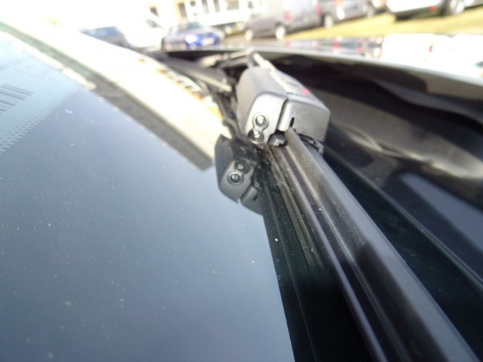 Peugeot 408, Peugeot 408 ALLURE Hybrid 145k e-DCS6, barva šedá