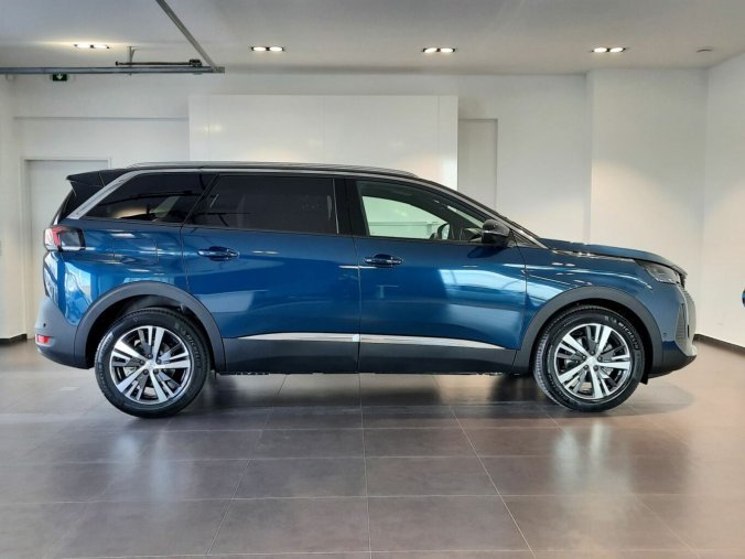 Peugeot 5008, Peugeot 5008 ALLURE PACK BlueHDi 130 S&S EA, barva modrá