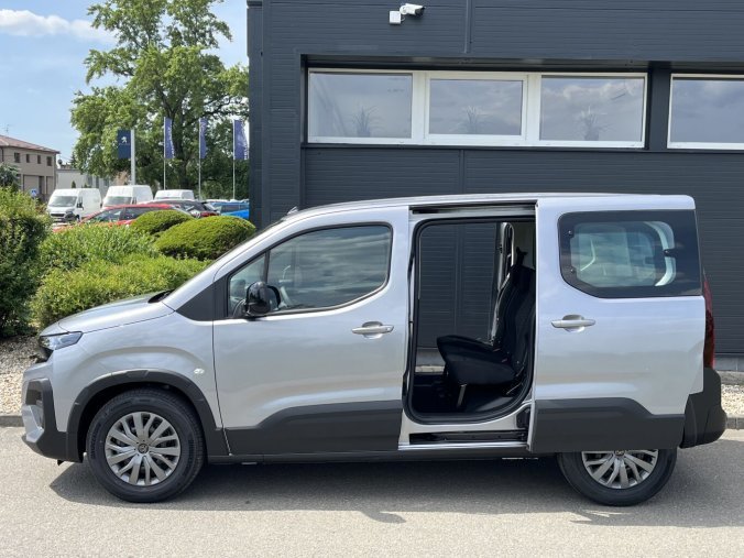 Peugeot Rifter, Peugeot Rifter ALLURE BlueHDi 130 S&S EAT8 s homologací N1, barva šedá
