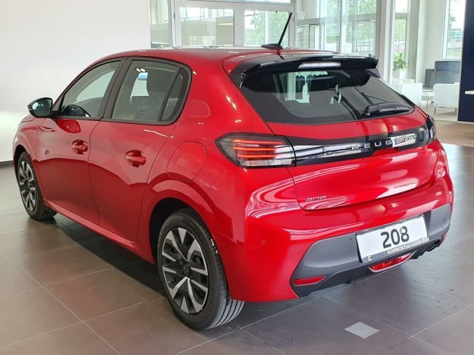 Peugeot 208, Peugeot 208 208 ACTIVE PureTech 75 S&S MAN, barva červená