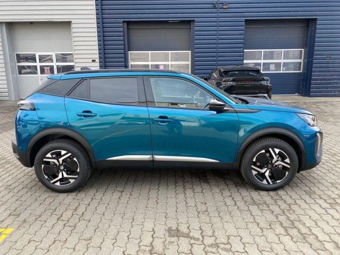 Peugeot 2008, Peugeot 2008 ALLURE PureTech 100 MAN6 - 6433, barva modrá
