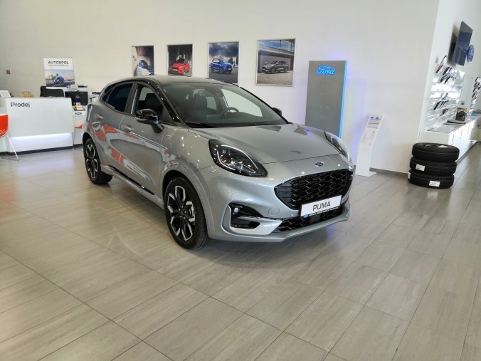 Ford Puma, ST-Line X, 5dveřová, 1.0 EcoBoost  114 kW/155 k, 6st. manuální, barva stříbrná