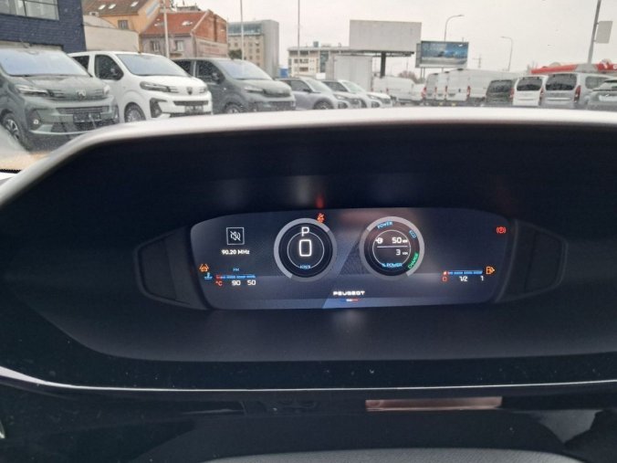 Peugeot 308, Peugeot 308 SW ALLURE Hybrid 145 e-DCS6, barva bílá