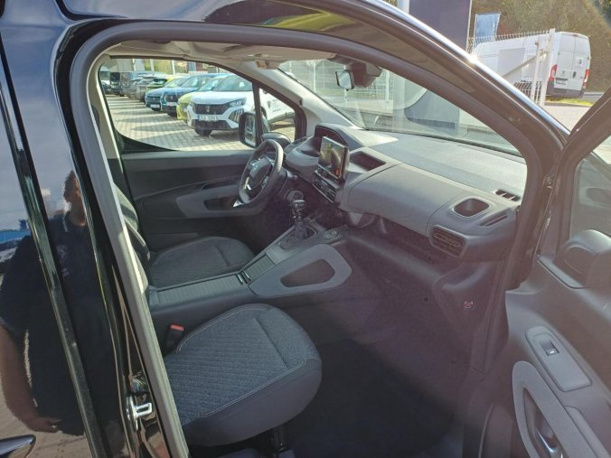 Peugeot Rifter, Peugeot Rifter Long Allure 1.5 HDI 130k, barva černá