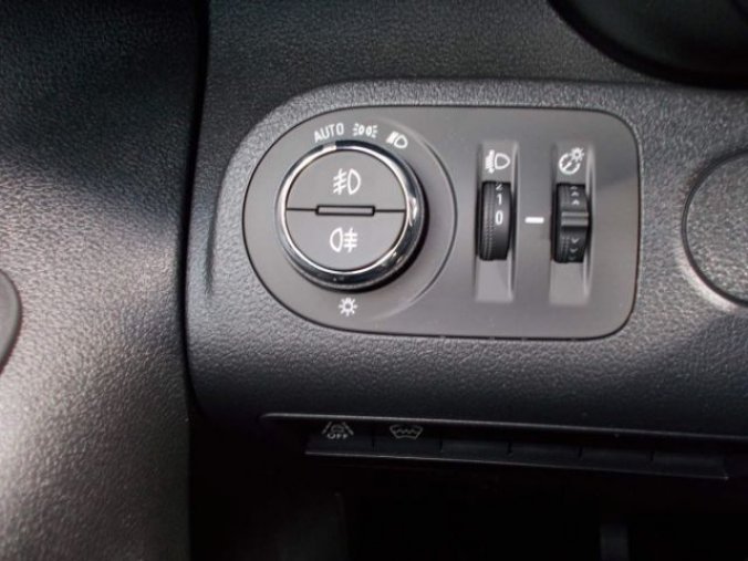 Opel Combo, Life Enjoy L1H1 standard D15DT, barva šedá