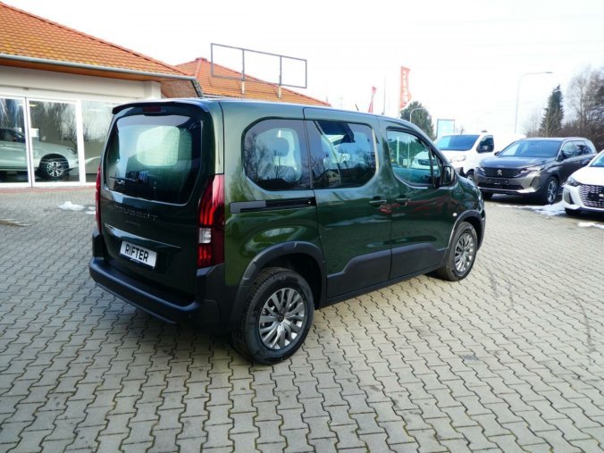 Peugeot Rifter, Peugeot Rifter ALLURE BHDi 100 S&S MAN6 M1, barva zelená