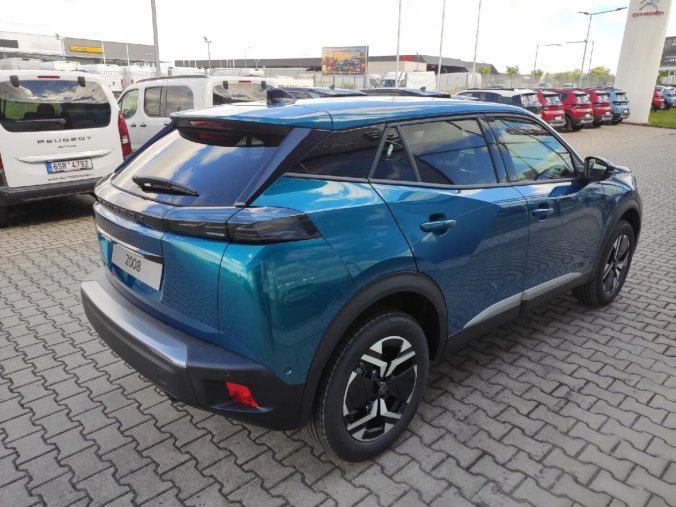 Peugeot 2008, Peugeot 2008 ALLURE 1.2 TURBO 100k 2xkamera, barva modrá