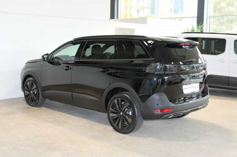 Peugeot 5008, Peugeot 5008 GT BlueHDi 130 S&S EAT8, barva černá