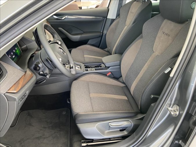 Škoda Octavia, 2,0 TDI 110 kW 4x4 DSG Scout, barva neuvedeno