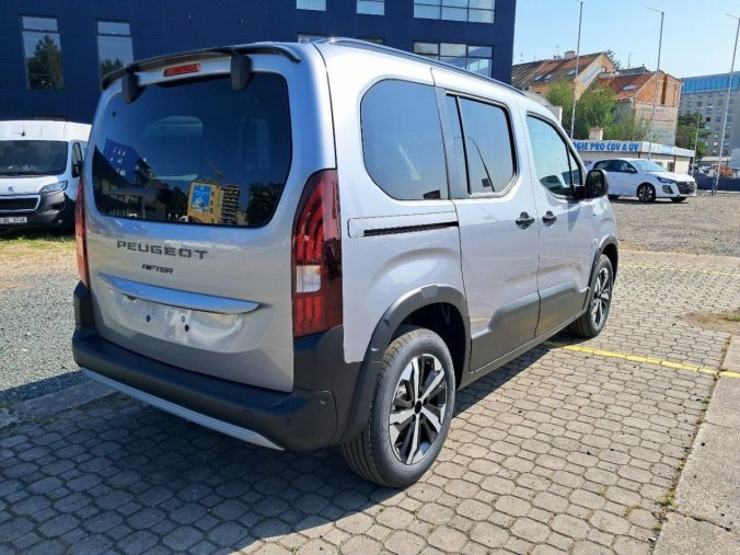 Peugeot Rifter, Peugeot Rifter GT BlueHDi 130 S&S EAT8, barva šedá