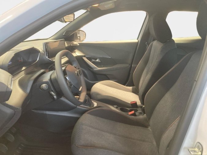 Peugeot 2008, Peugeot 2008 BUSINESS Turbo 100 MAN6, barva bílá