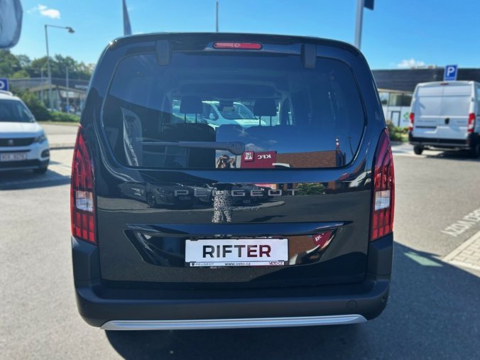 Peugeot Rifter, Peugeot Rifter LONG GT BlueHDi 130 S&S EAT8, barva černá