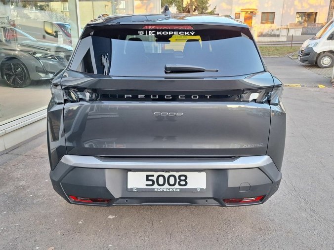 Peugeot 5008, Peugeot 5008 GT Hybrid 136 e-DCS6, barva šedá