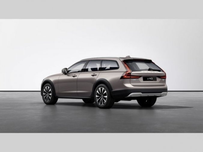 Volvo V90, B4 2.0L 197+14 HP AT8 AWD CROS, barva stříbrná
