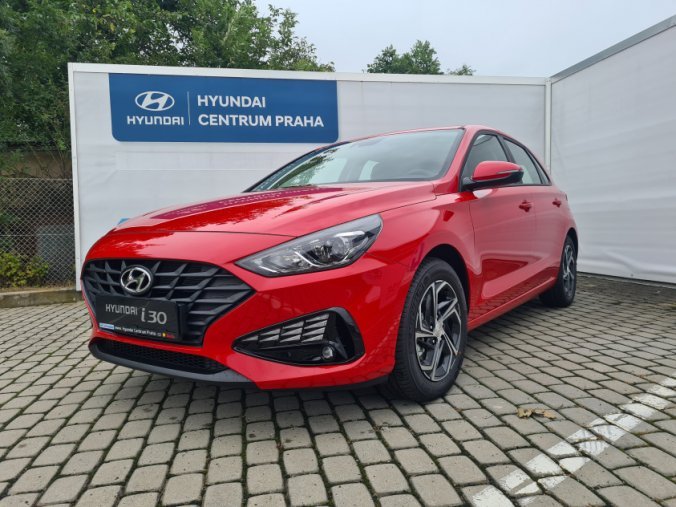 Hyundai i30, 1,0 T-GDI 88 kW MT, barva červená