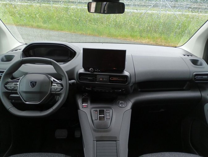 Peugeot Rifter, Peugeot Rifter LONG ALLURE BHDi 130 EAT8 N1, barva zelená