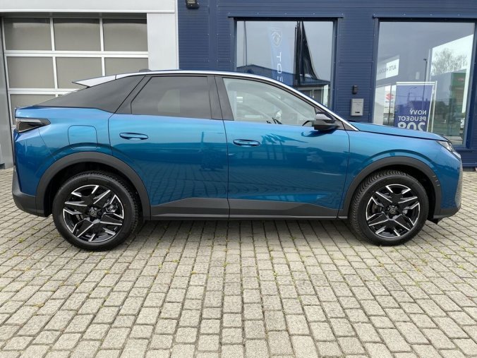 Peugeot 3008, Peugeot 3008 ALLURE Hybrid 145 e-DCS6, barva modrá
